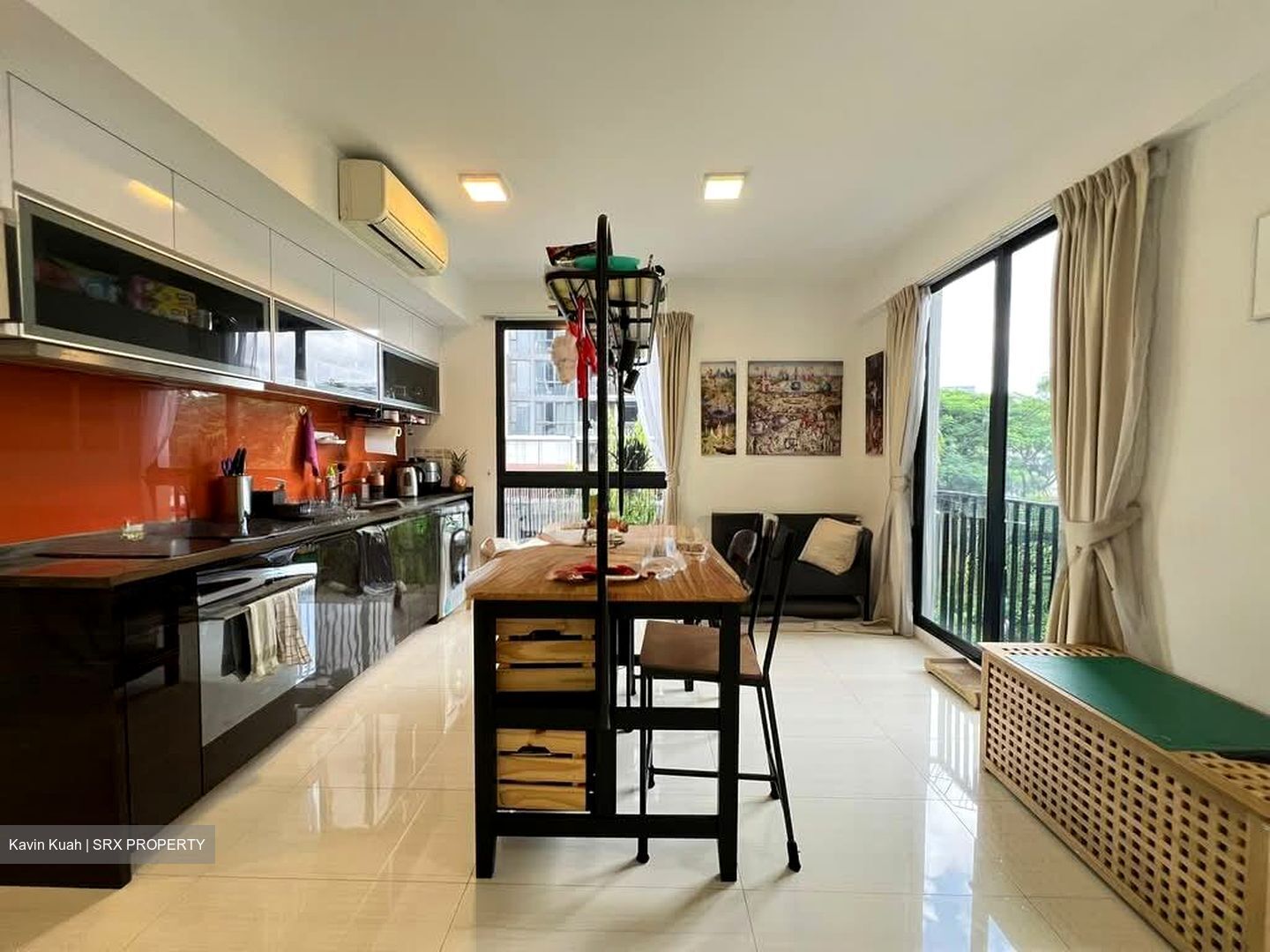 Sant Ritz (D13), Condominium #589268031